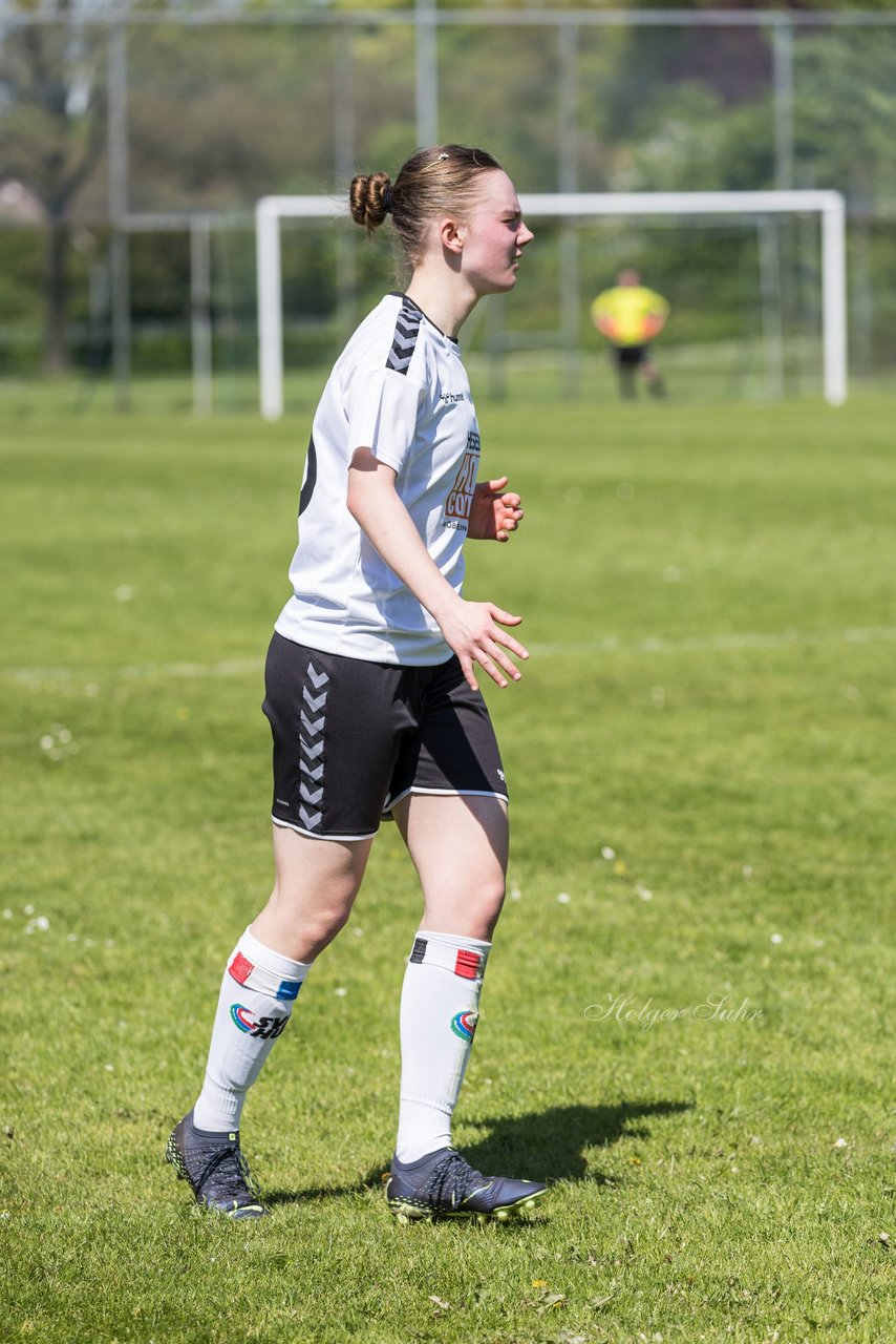 Bild 155 - F SV Henstedt Ulzburg - SV Fortuna Boesdorf : Ergebnis: 3:1